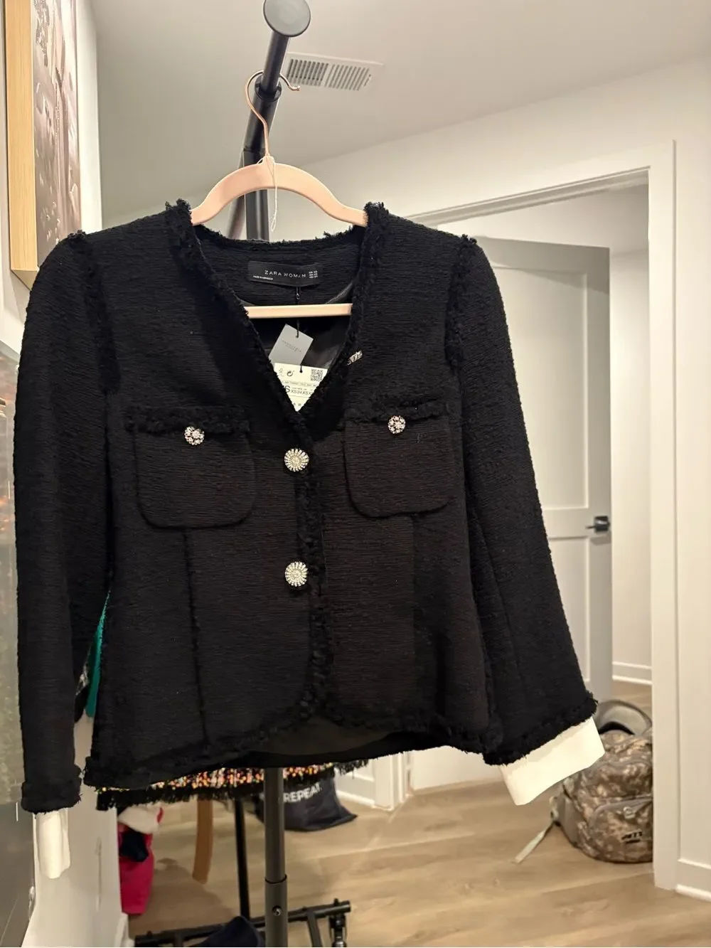 Zara elegant black